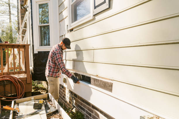 Top rated local Storm Damage Siding Repair specialists in Danbury, TX